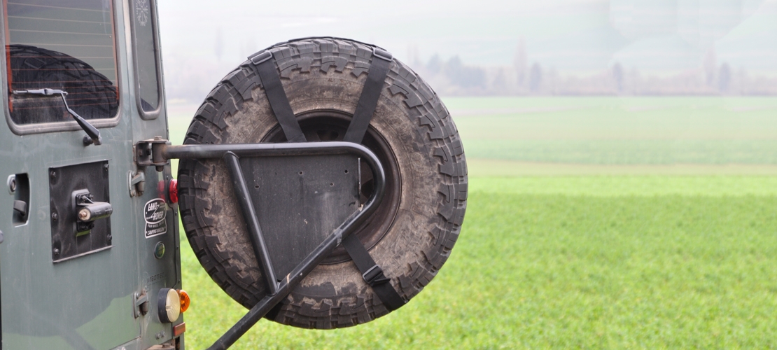 Befestigung über Kreuz