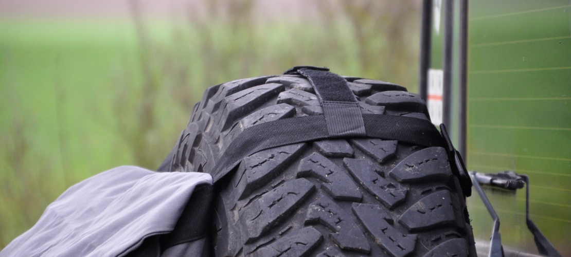 Zusatzgurt über dem Reifen